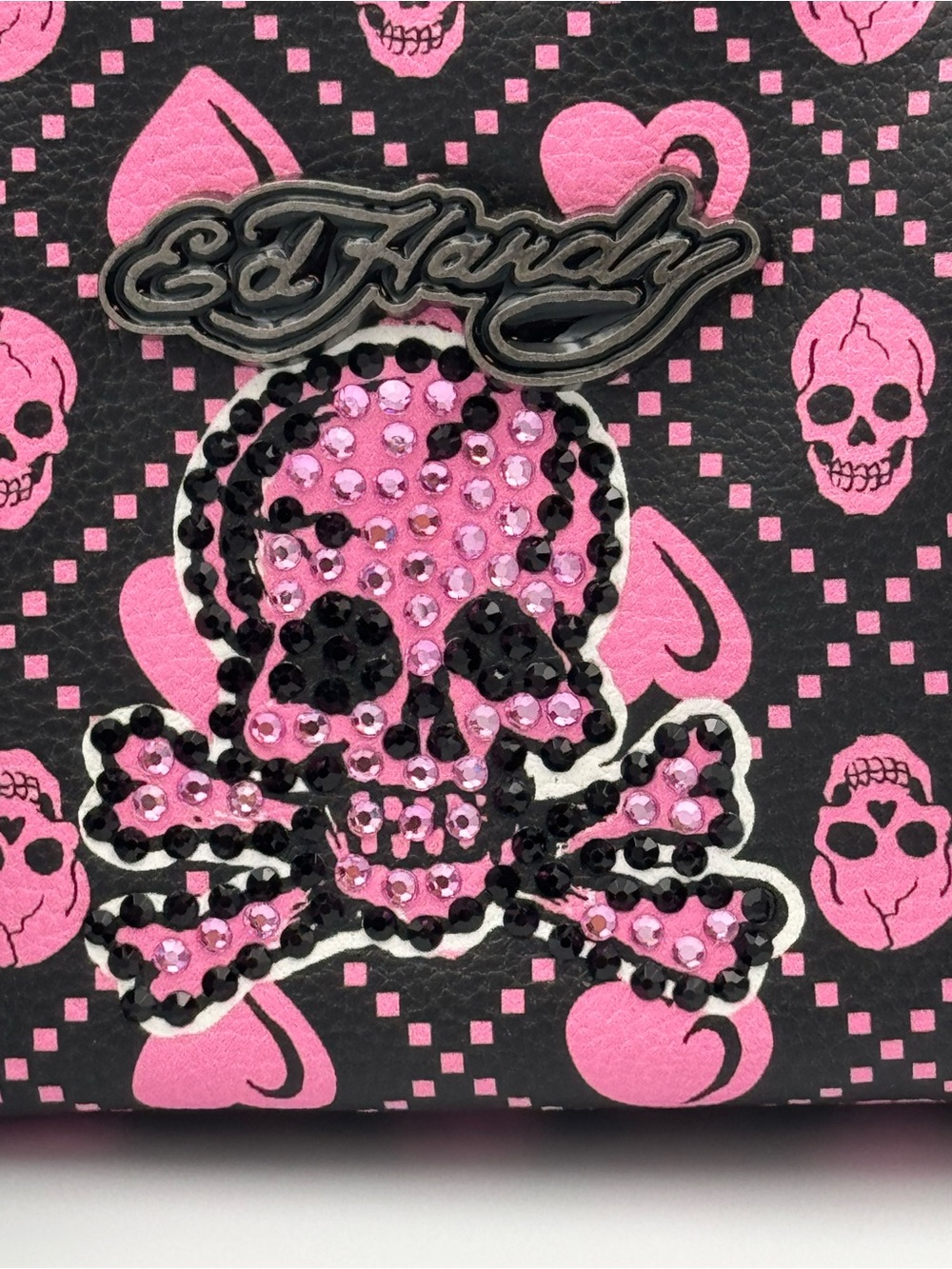 Ed Hardy Mini Kiss Lock Purse Pink Skull Rhinestone Coin Purse NWT Y2K Baddie - Picture 3 of 5